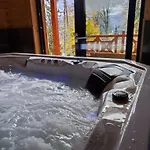 Дом отдыха Dom Drewniany Z Sauna I Jacuzzi W Szklarskiej Porebie Шклярска-Поремба