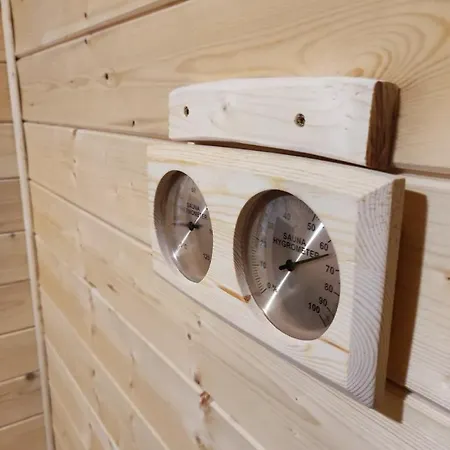 Dom Drewniany Z Sauna I Jacuzzi W Szklarskiej Porebie Ferienhaus *