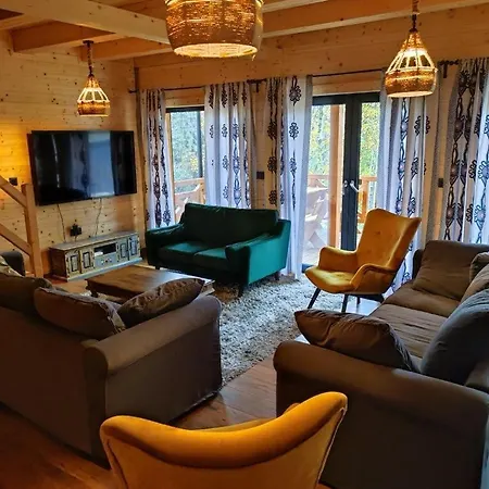 Dom Drewniany Z Sauna I Jacuzzi W Szklarskiej Porebie Ferienhaus *